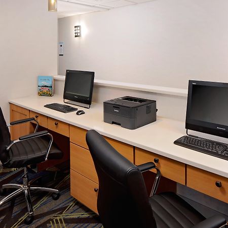 Holiday Inn Express Harrisburg East By Ihg Bagian luar foto