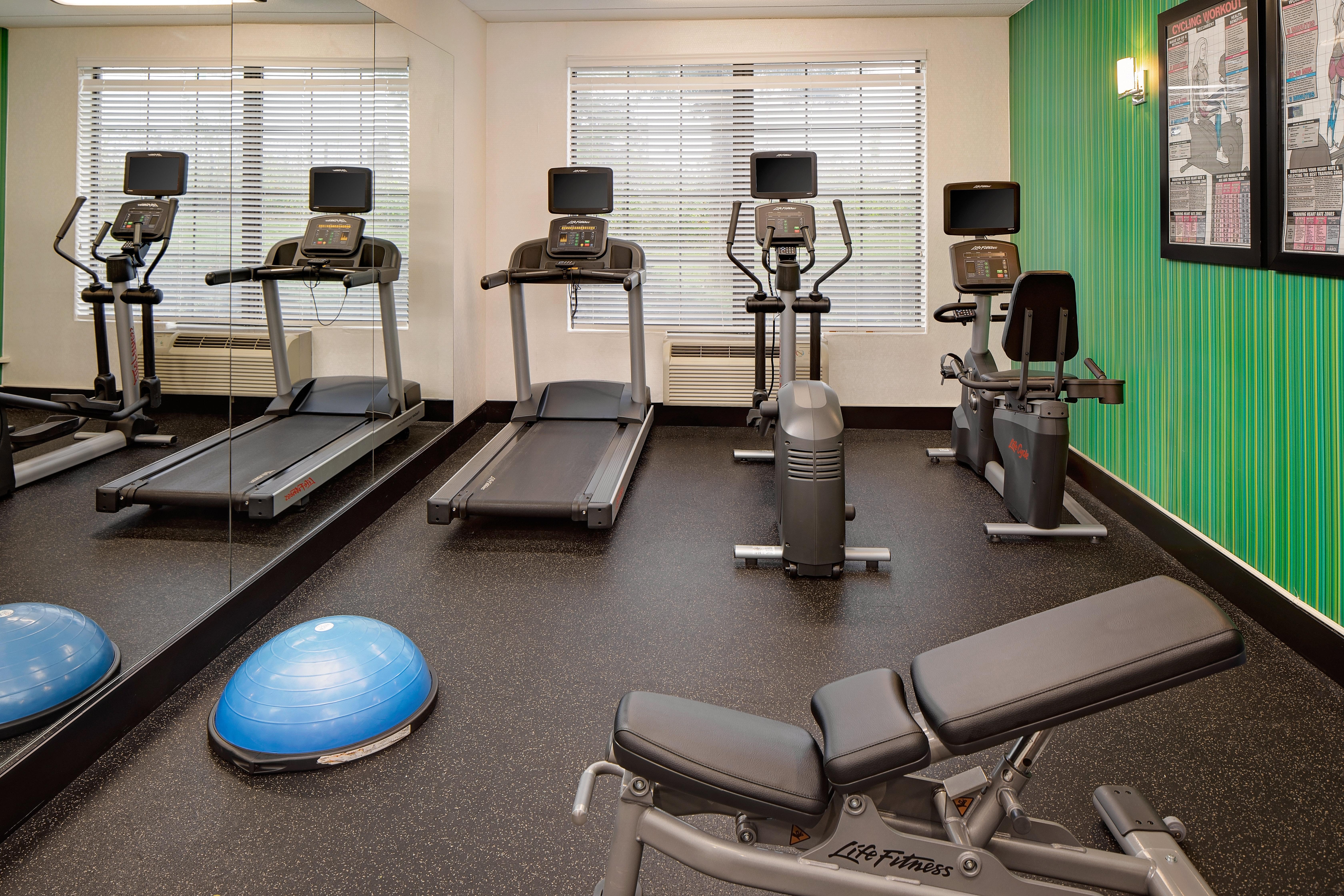 Holiday Inn Express Harrisburg East By Ihg Bagian luar foto