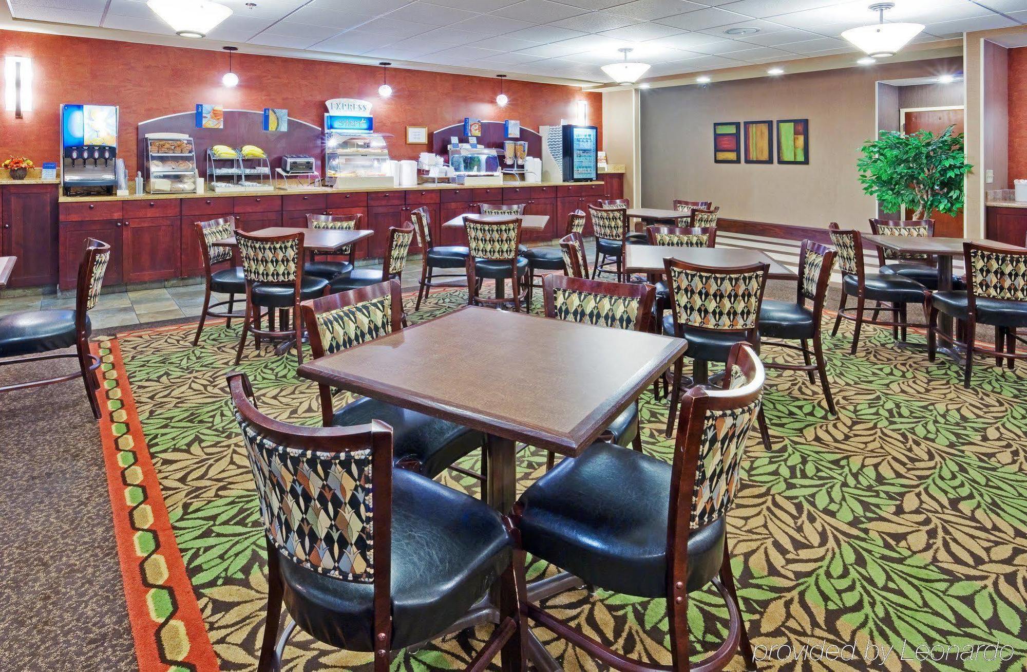 Holiday Inn Express Harrisburg East By Ihg Bagian luar foto
